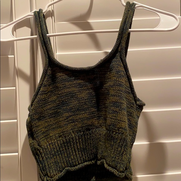 Green knit tank top - Picture 2 of 2